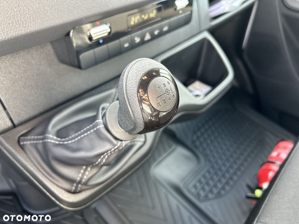 Mercedes-Benz Sprinter 319 CDI Long PRO - 19