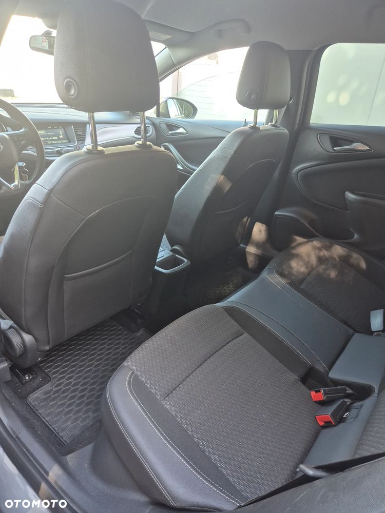 Opel Astra 1.6 CDTI Sport - 19