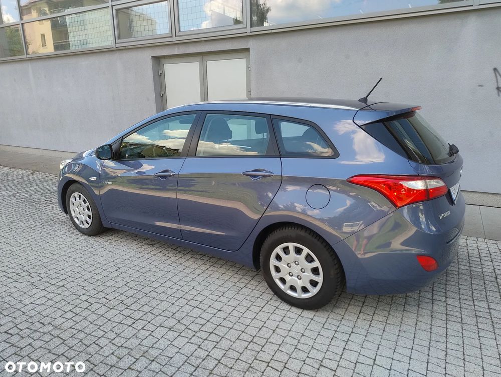 Hyundai i30 1.6 Trend - 4