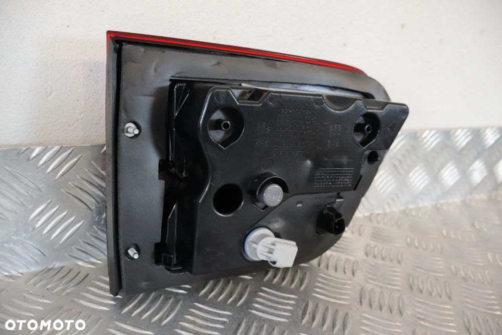 LAMPA TYLNA TYŁ PRAWA W KLAPE JEEP GRAND CHEROKEE IV 4 WK2 LIFT P68142944AJ 2017 - 8