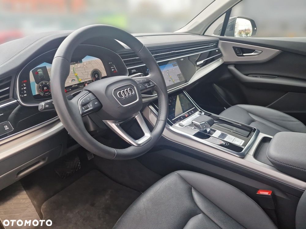 Audi Q7 - 10