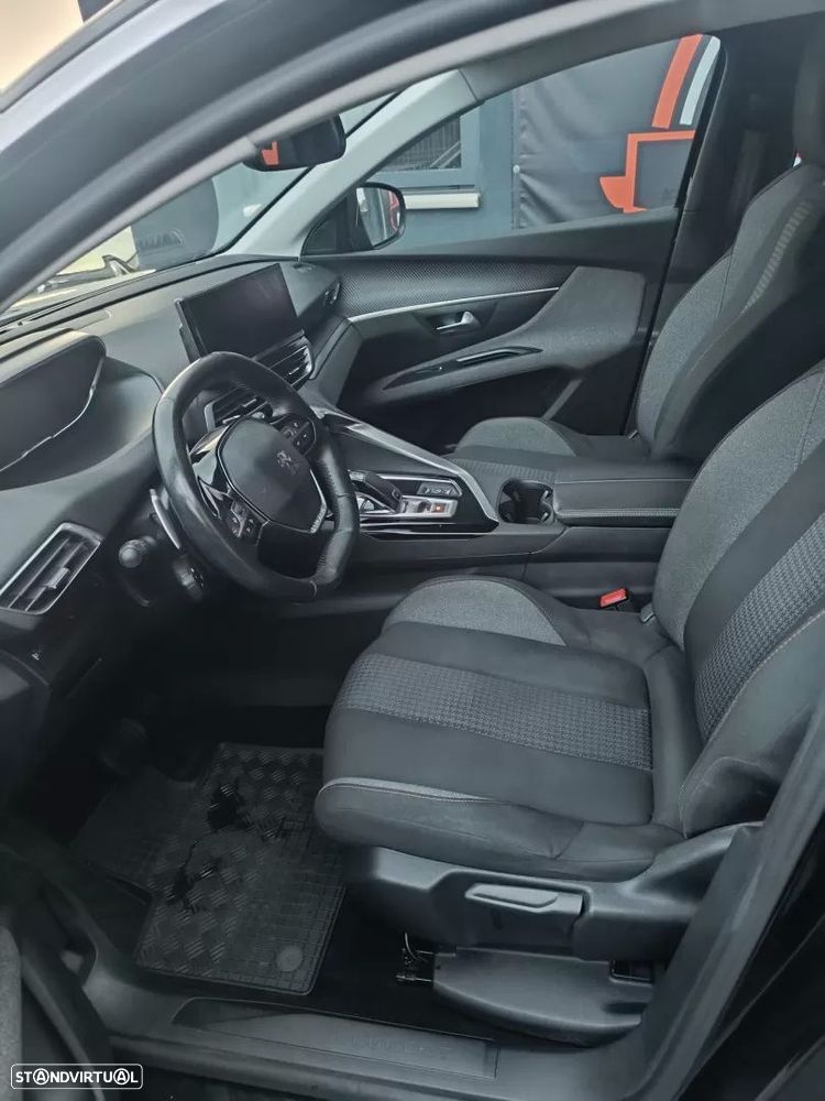 Peugeot 5008 PureTech 130 EAT8 Stop & Start Allure - 23