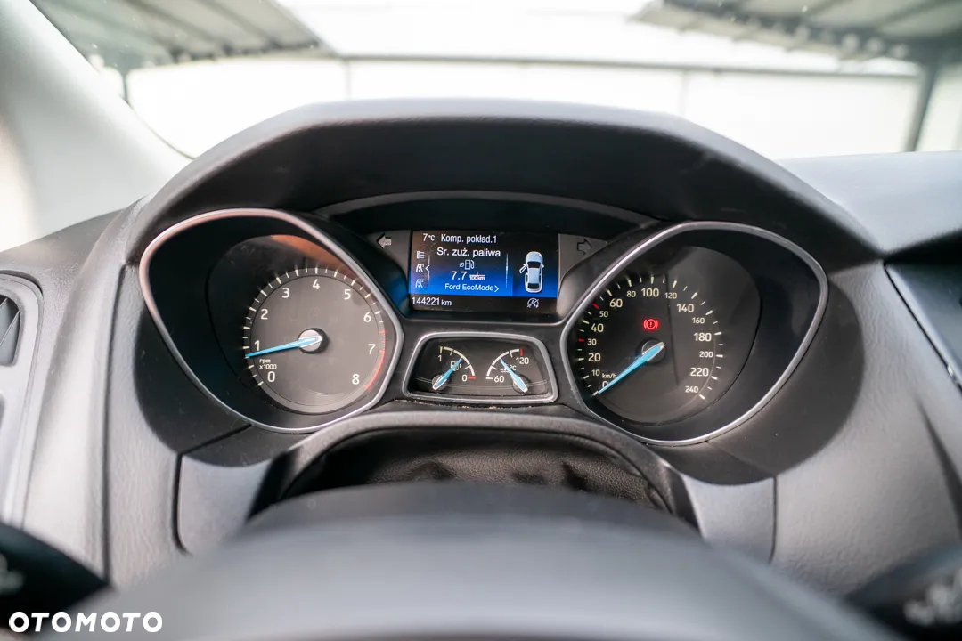 Ford Focus Turnier 1.5 EcoBoost Start-Stopp-System ACTIVE - 26