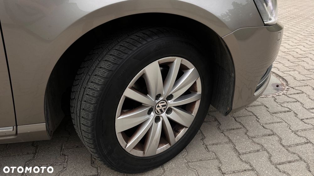 Volkswagen Passat 2.0 TDI Comfortline CityLine - 21