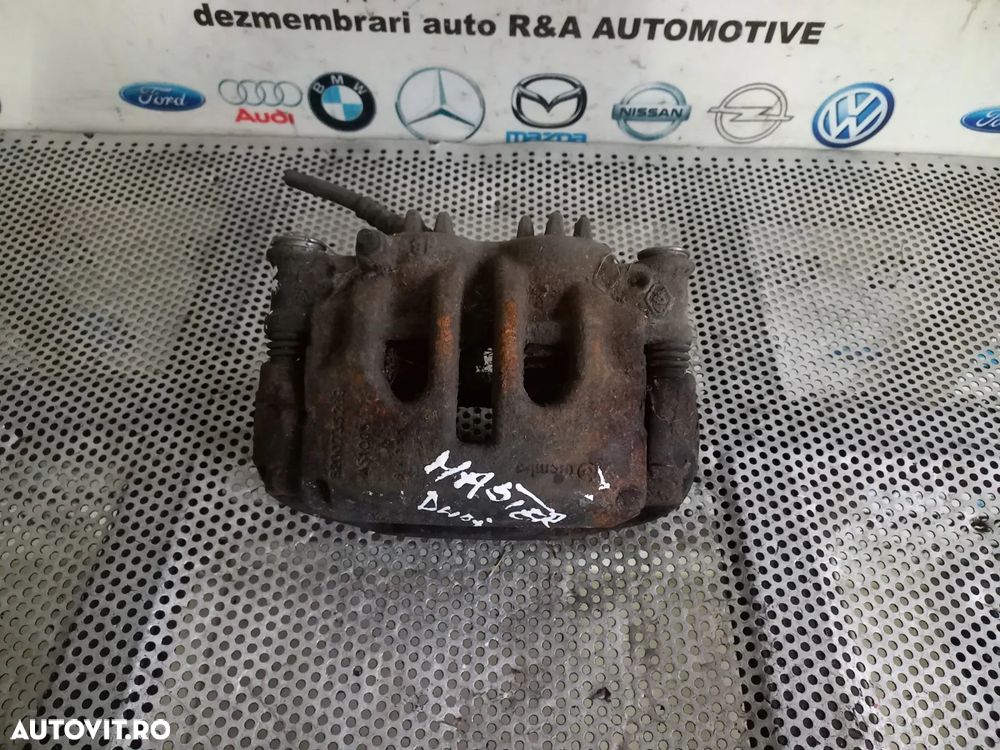 Etrier Dreapta Fata Opel Movano Renault Master 3 2.3 Dci Euro 5 Motor M9T - Dezmembrari Arad - 2