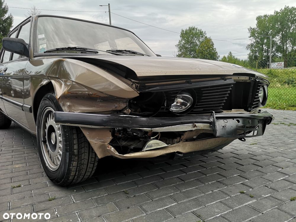 BMW Seria 5 - 10