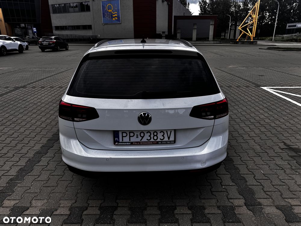 Volkswagen Passat 2.0 TDI EVO Business DSG - 9