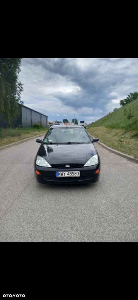 Ford Focus 1.8 Trend - 4