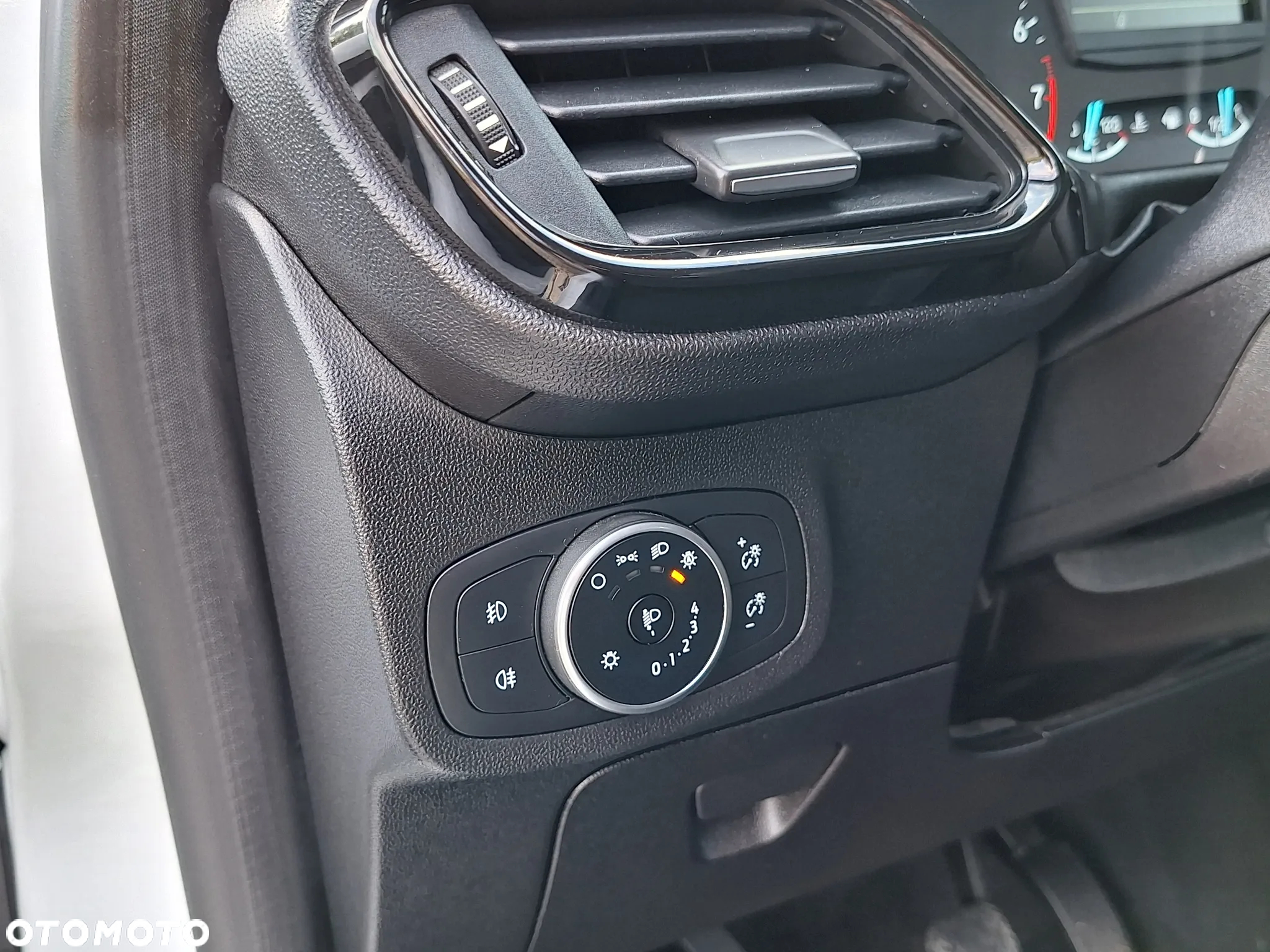 Ford Fiesta - 13