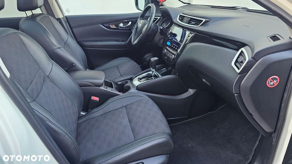 Nissan Qashqai 1.6 DCi Black Edition Xtronic EU6 - 35