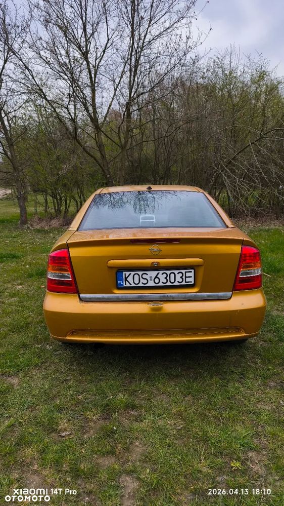 Opel Astra - 4