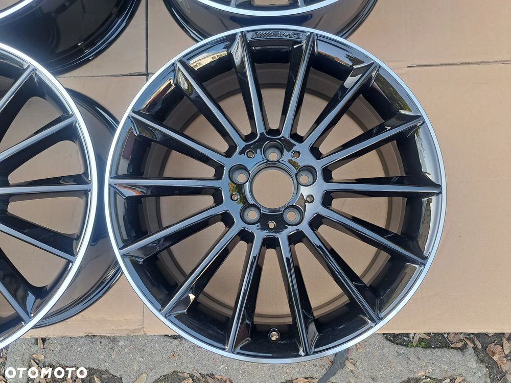 Oryg. Mercedes A-Klasa 177 A177 A1774011600 CLA AMG 19 - 2