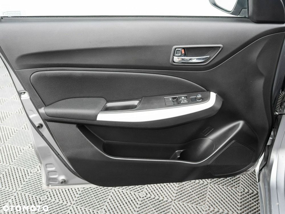 Suzuki Swift - 10