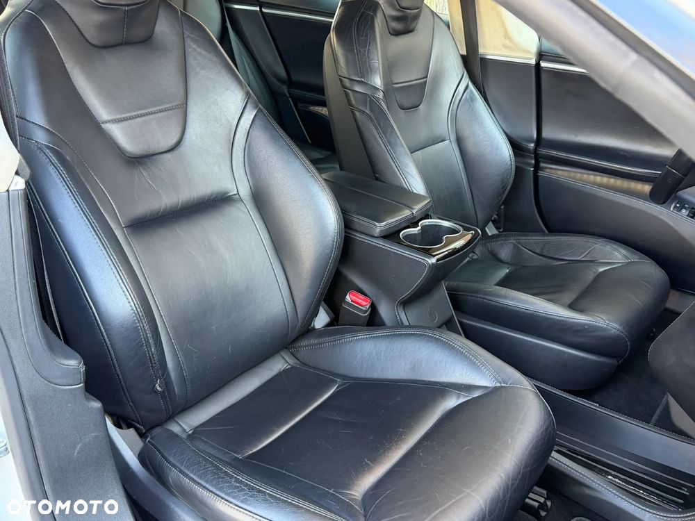Tesla Model S 85D Allradantrieb - 10