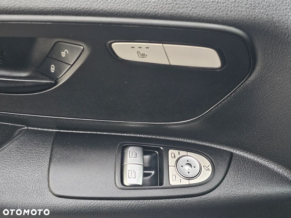 Mercedes-Benz VITO - 17