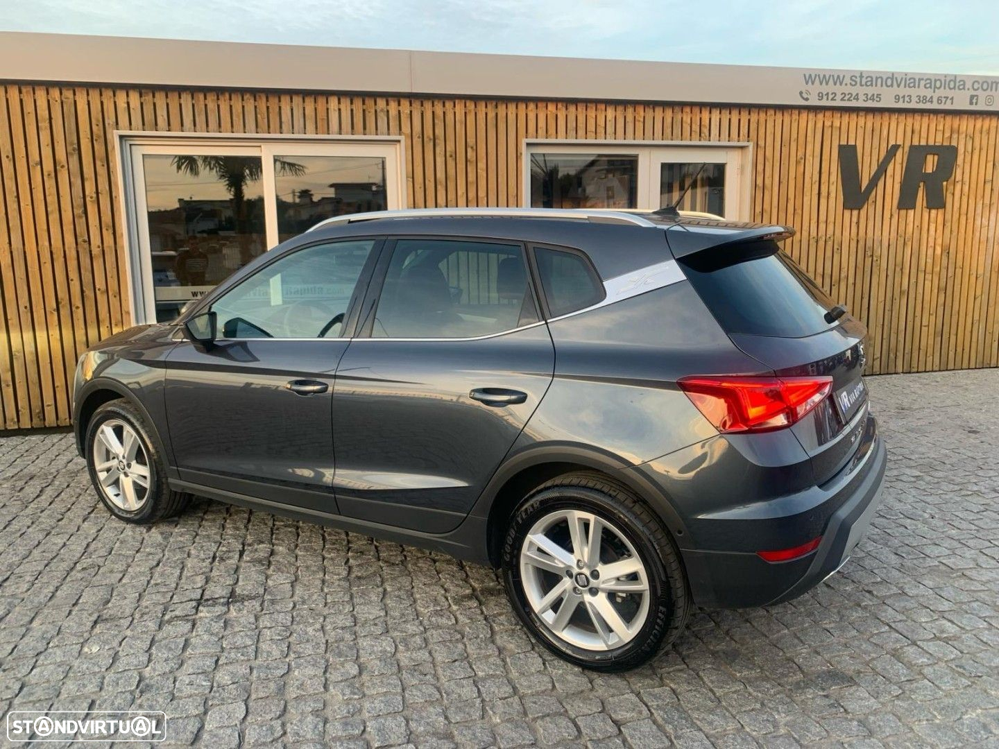 SEAT Arona 1.0 TSI FR - 29