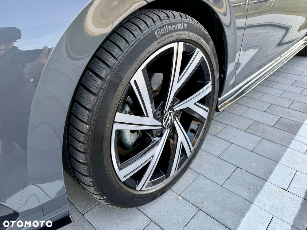 Volkswagen Golf - 12