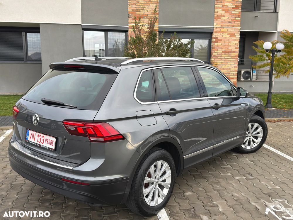 Volkswagen Tiguan - 17