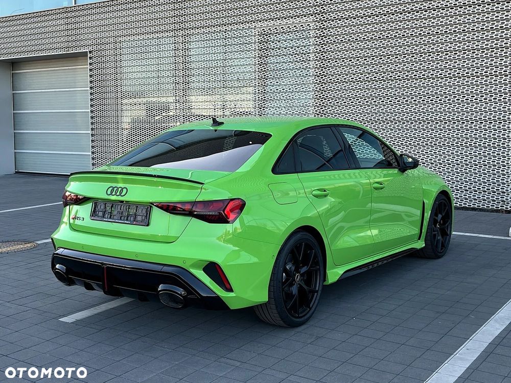 Audi RS3 Limousine - 19
