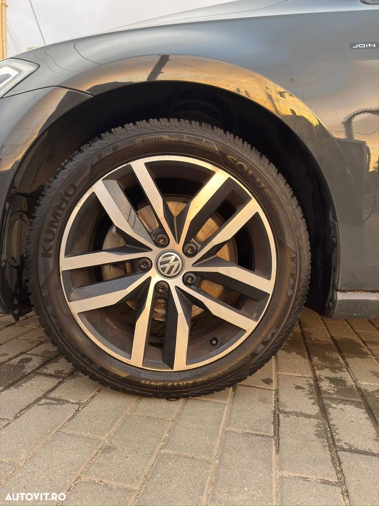 Volkswagen Golf - 5