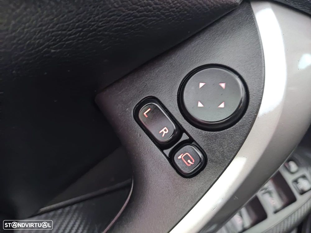 Mitsubishi Eclipse Cross - 11
