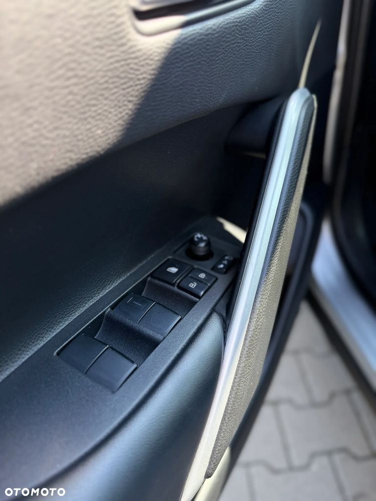 Toyota Corolla Cross 2.0 Hybrid Style AWD - 22