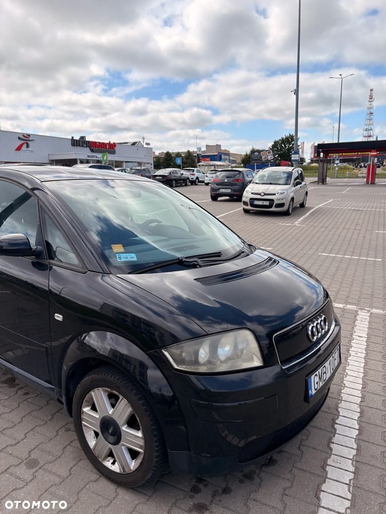 Audi A2 1.6 - 4