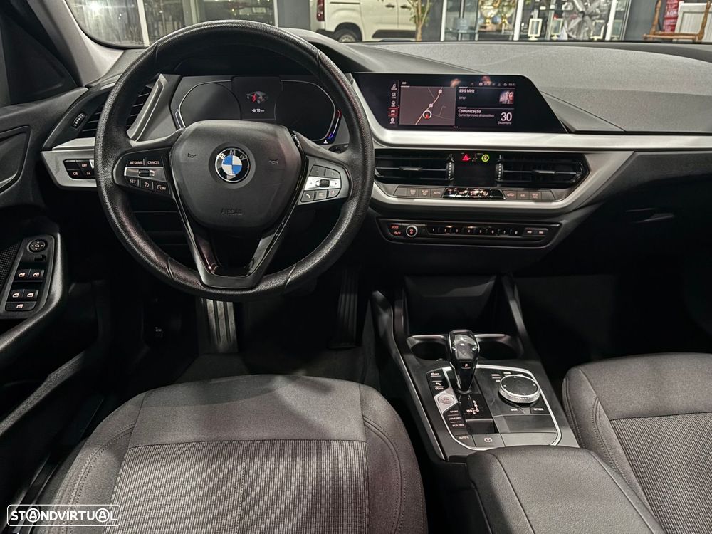 BMW 118 i Auto - 8