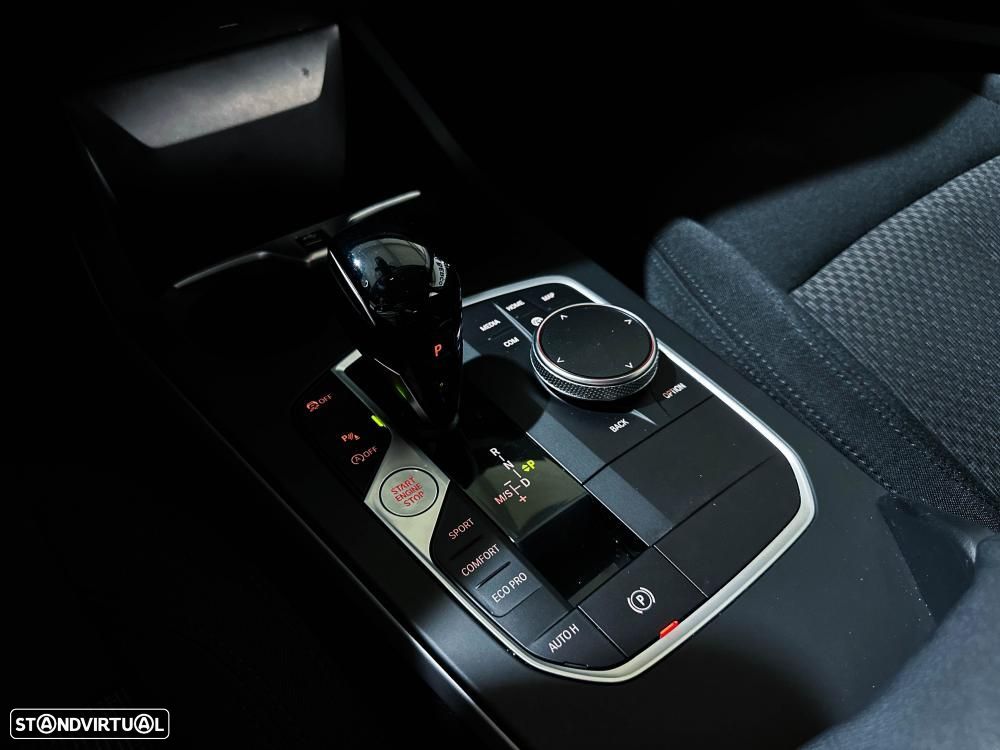 BMW 116 i Aut. Sport Line - 30