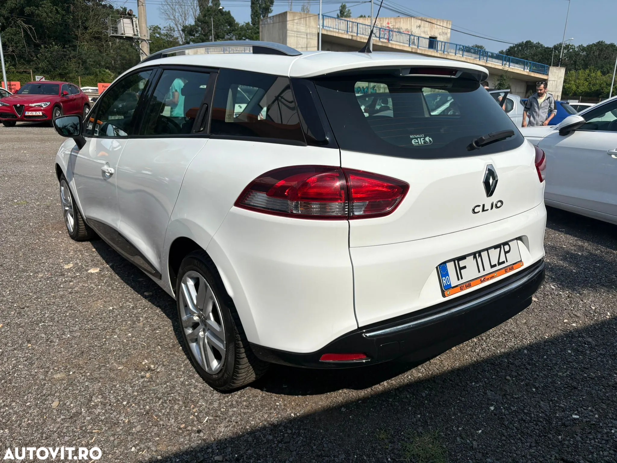 Renault Clio Estate TCe Zen - 4
