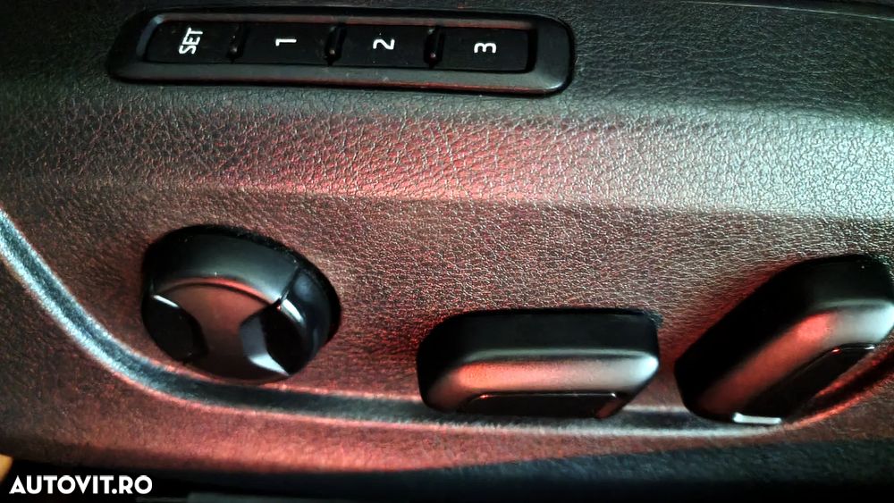 Skoda Superb 1.6 TDI DSG Style - 23