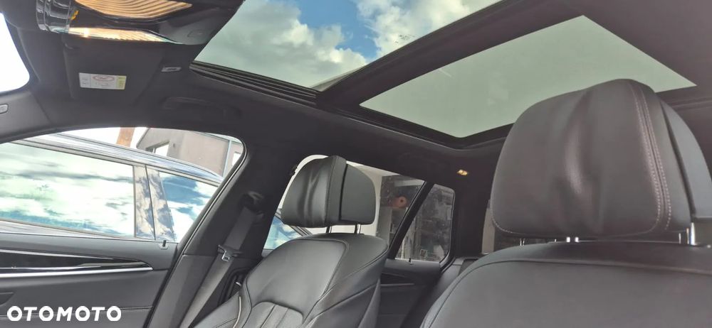 BMW Seria 5 520d Touring Sport Line - 5