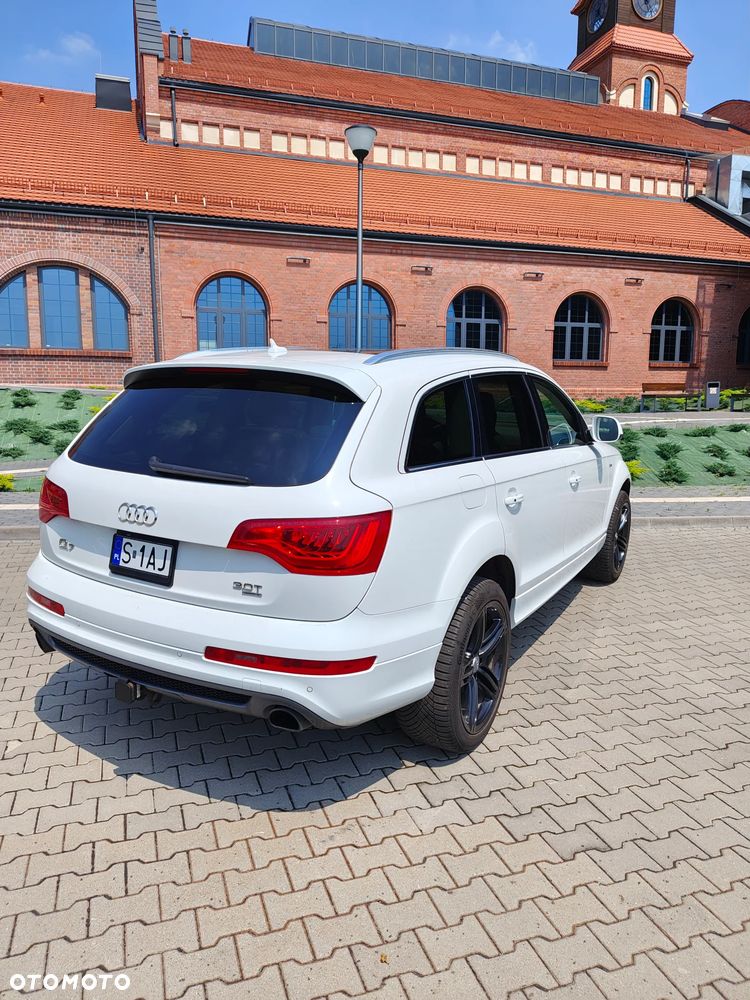 Audi Q7 - 9