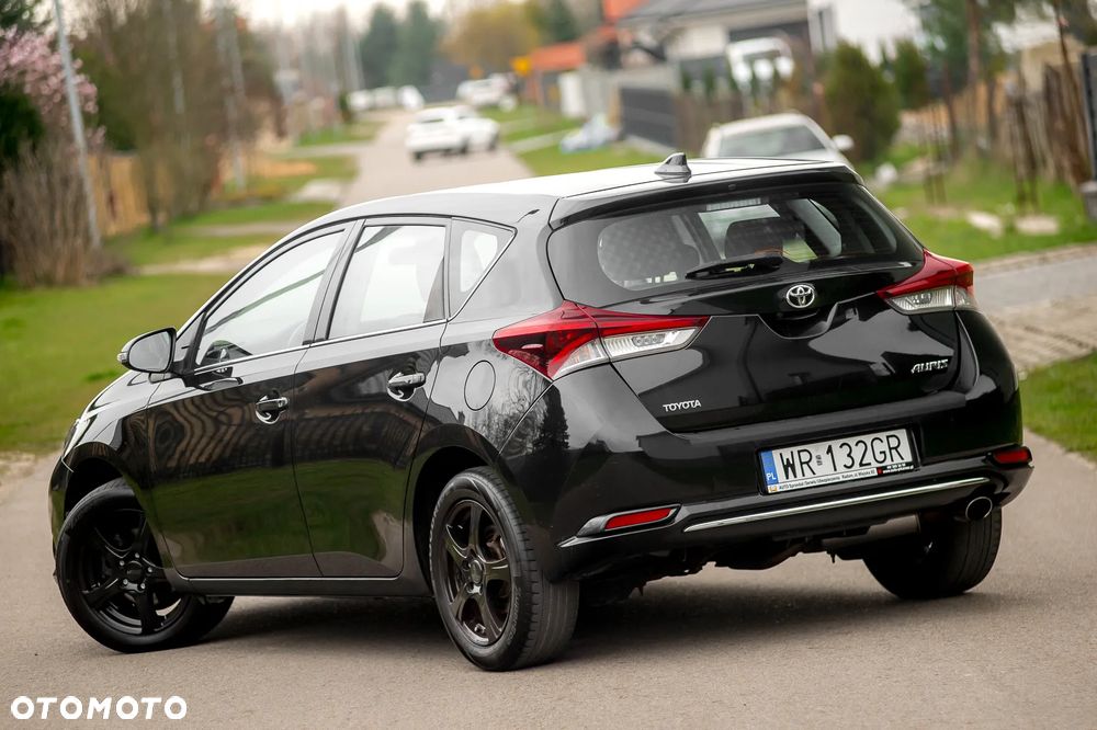 Toyota Auris 1.2 T GPF Premium - 2