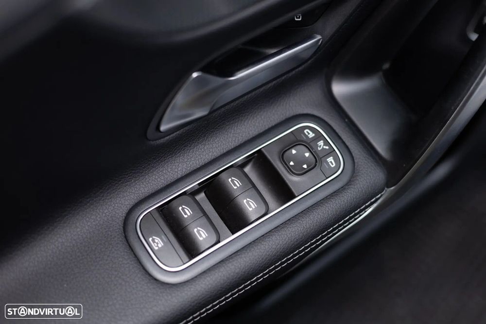 Mercedes-Benz A 180 Limousine d Progressive Aut. - 28