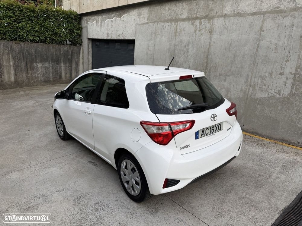 Toyota Yaris 1.0 VVT-i - 6