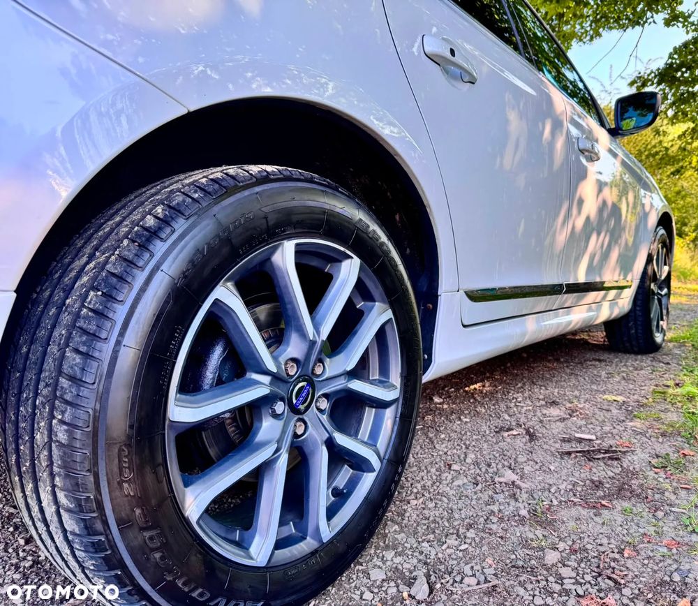 Volvo XC 60 - 16