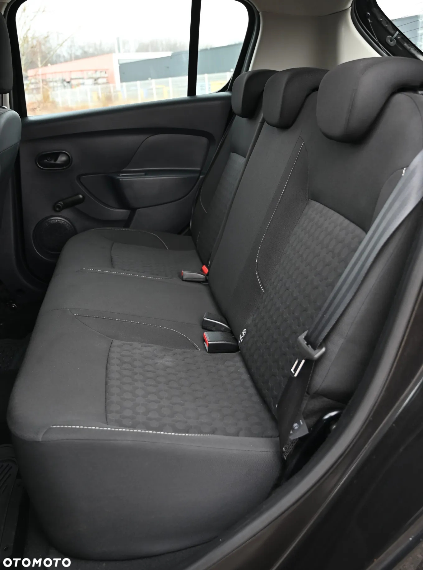 Dacia Sandero - 25