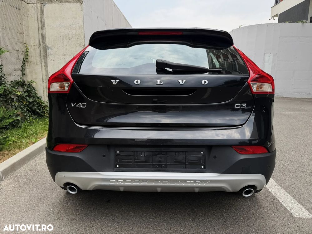 Volvo V40 D3 Geartronic Summum - 22