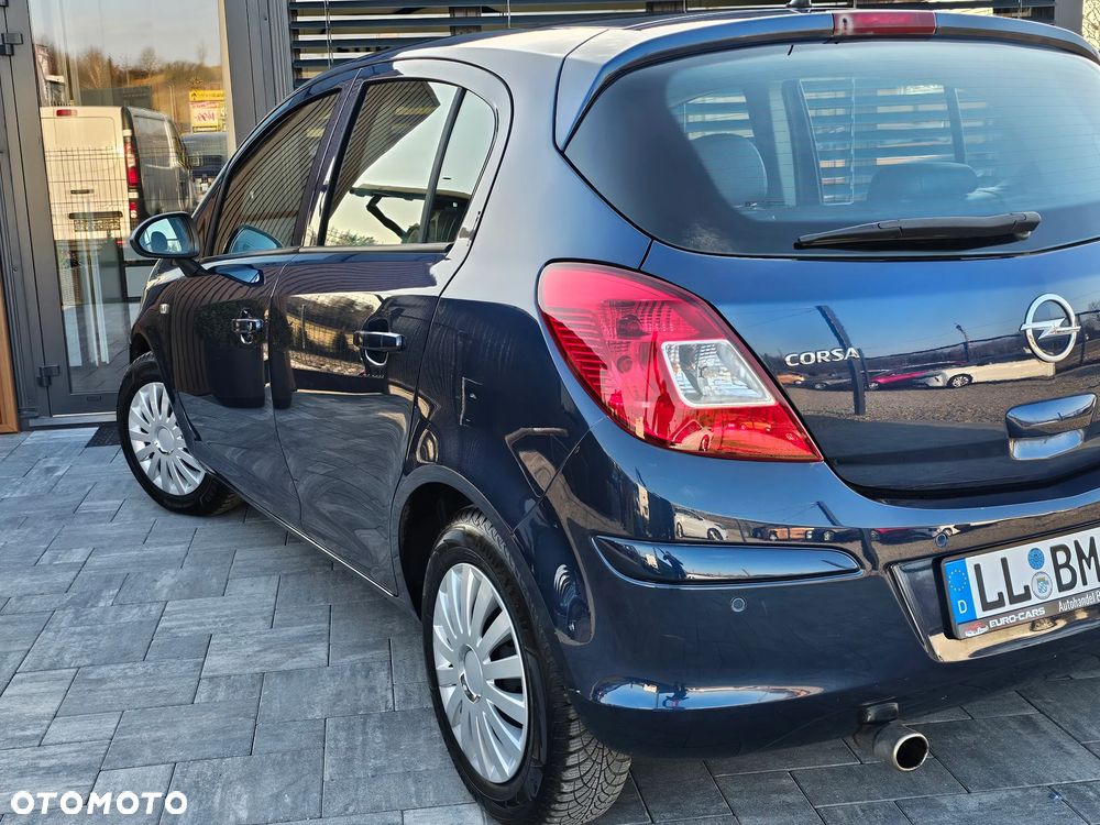 Opel Corsa 1.4 16V Cosmo - 35