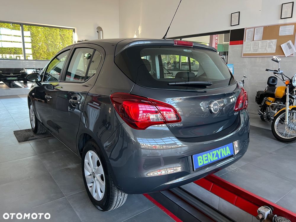 Opel Corsa 1.2 16V Cosmo - 5