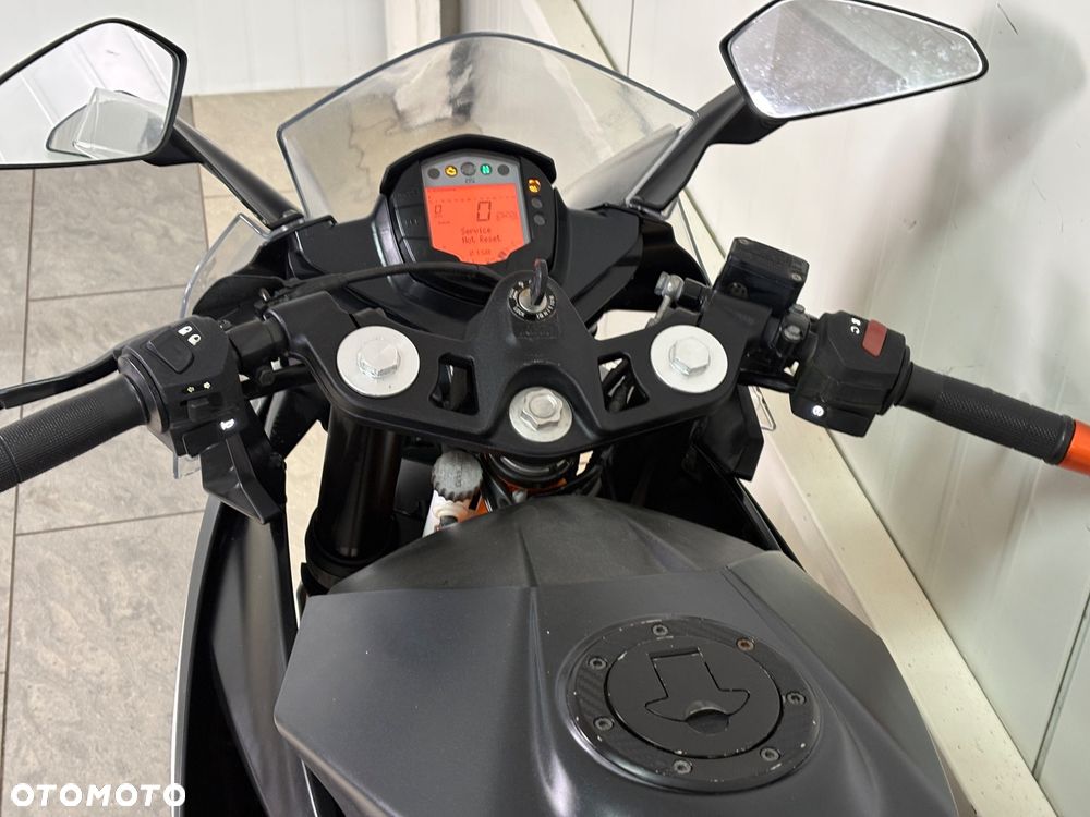 KTM RC 125 - 13