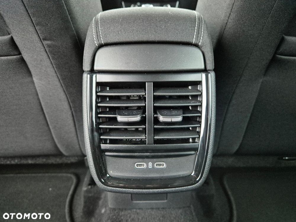 Skoda Scala 1.0 TSI Edition 130 DSG - 33