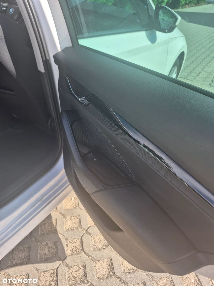 Skoda Octavia 1.5 TSI ACT Ambition - 8