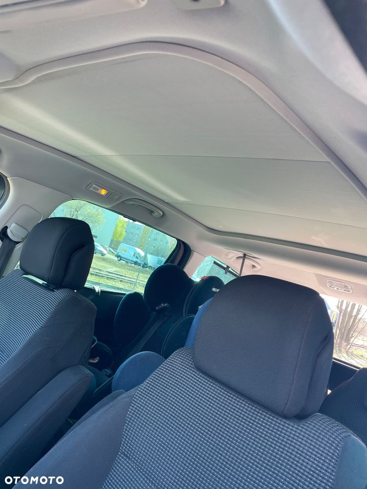 Peugeot 5008 1.6 HDi Premium - 15