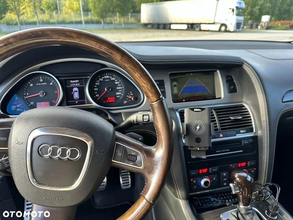 Audi Q7 - 9