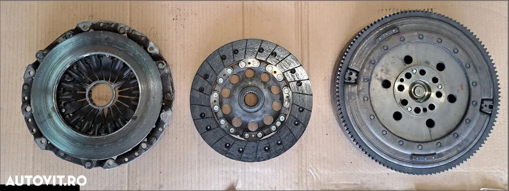 Kit set ambreiaj ambreaj BMW E81 E87 LCI E82 E88 E90+LCI E91+LCI E92 E93 E60 LCI E61 LCI E84 E83 LCI - 2