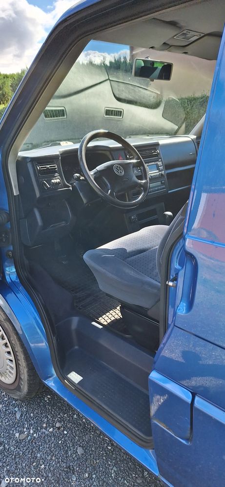 Volkswagen Caravelle GL - 16