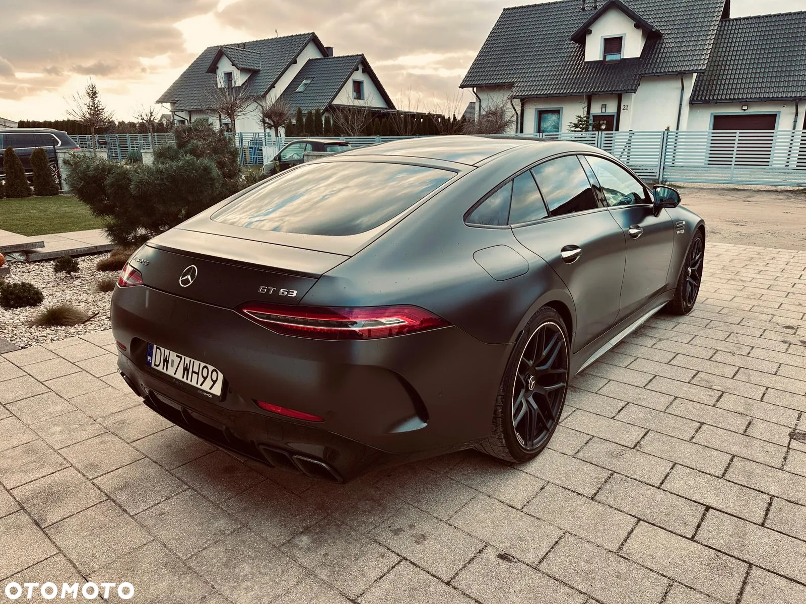 Mercedes-Benz AMG GT 63 4-Matic+ - 4