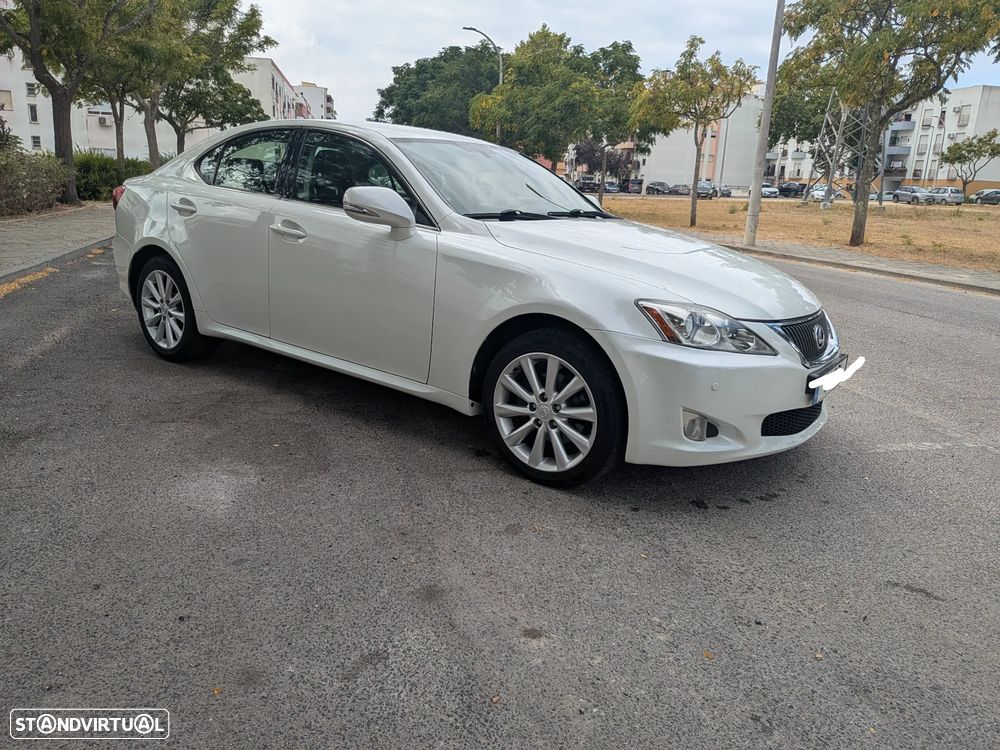 Lexus IS 220 d Executive 5G - 1
